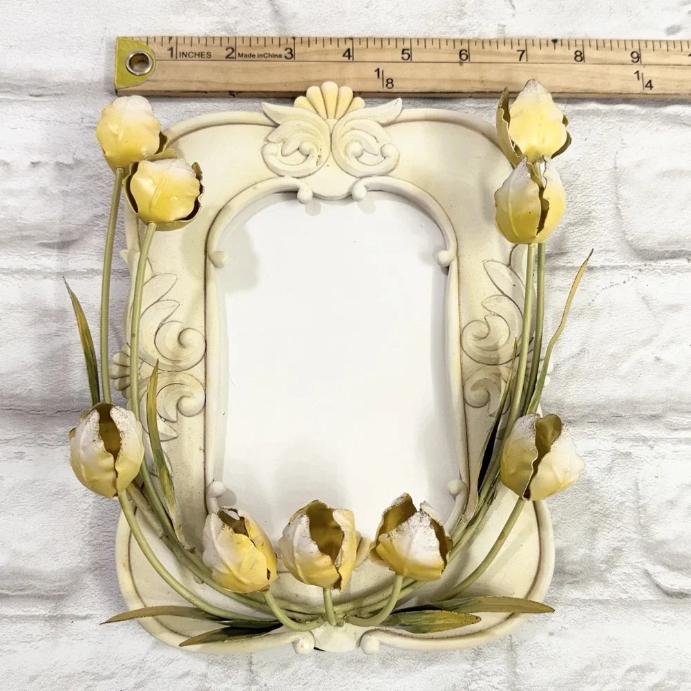 Vtg 3D Ceramic Resin & Metal Tulip Garden Themed Picture Frame Yellow Floral 4x6